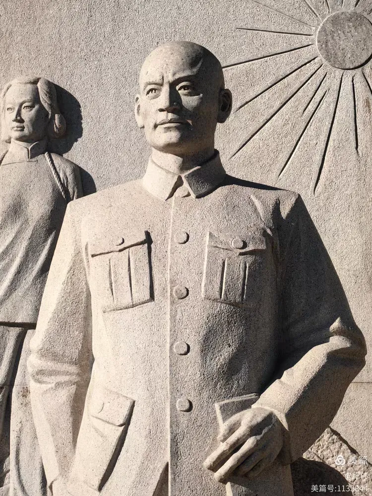 西山无名英雄纪念广场